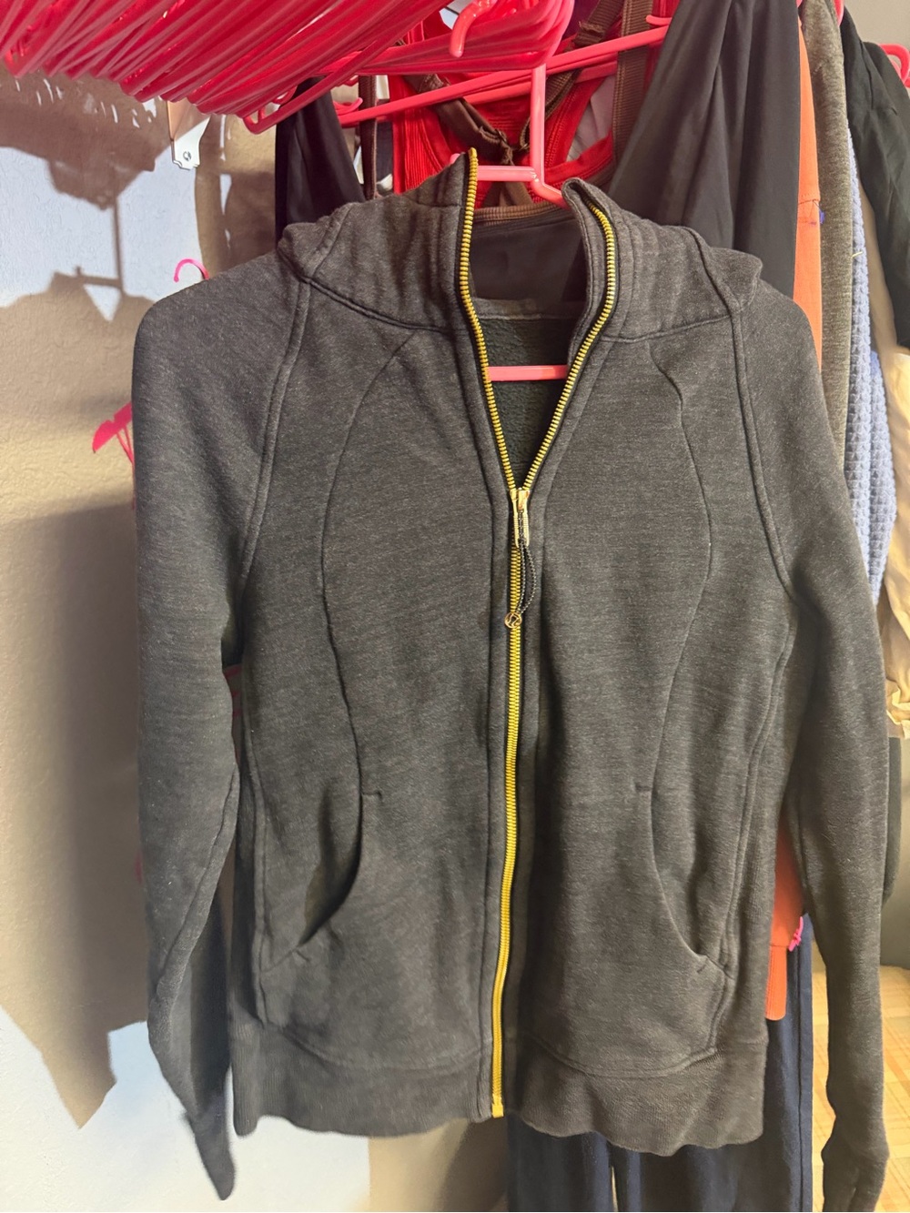 Lululemon Scuba